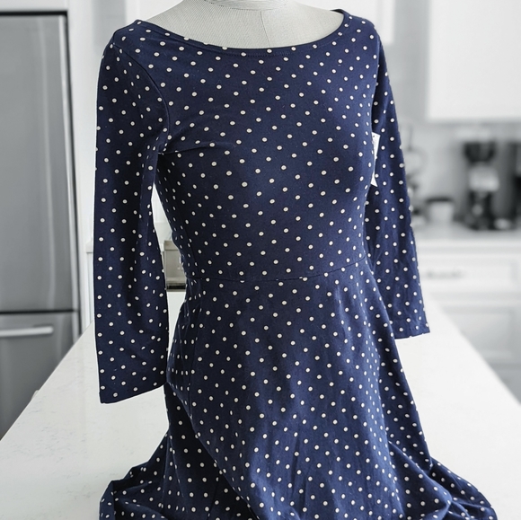 New with tag: super cute Old Navy dress. navy blue and white polka dots - Picture 1 of 5